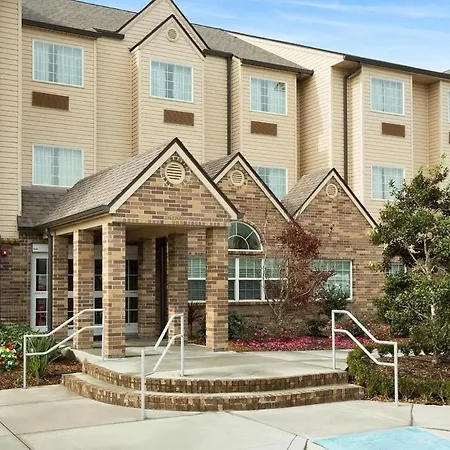 Westay Suites Belle Chasse-2