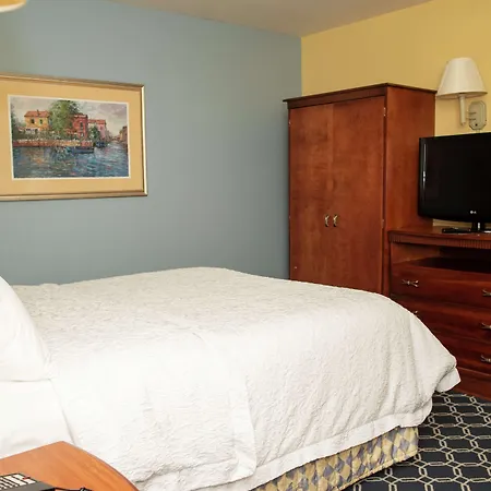Hampton Inn Lebanon-3
