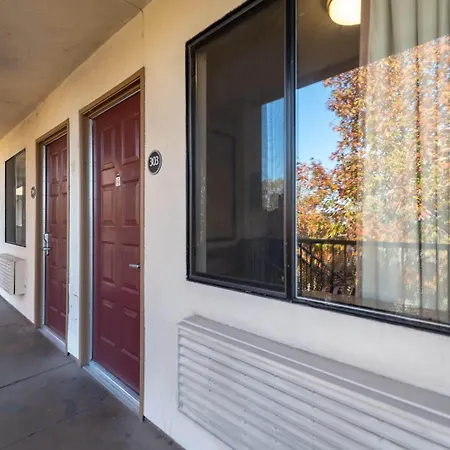 California Inn And Suites, Rancho Cordova-2