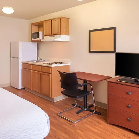 Woodspring Suites Bentonville-2