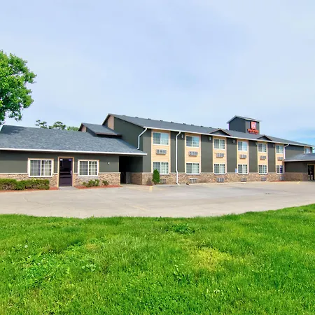 Westbridge Inn And Suites-3