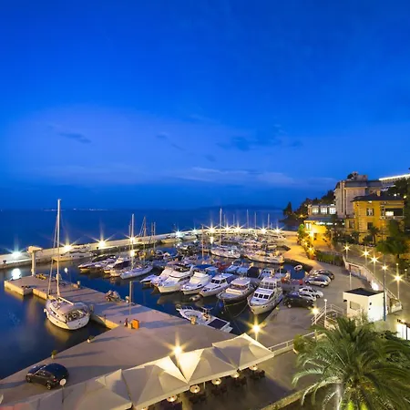 Hotel Admiral - By Liburnia Hotels & Villas-3