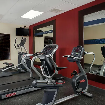 Hampton Inn & Suites Phoenix-Surprise-2