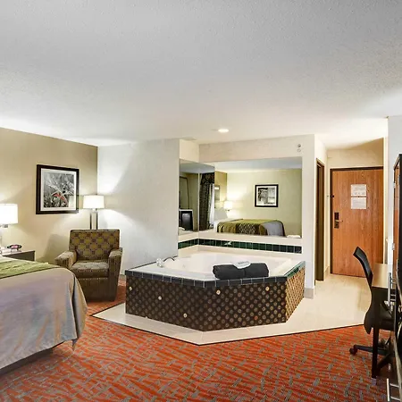 Comfort Inn Painesville - Concord-3
