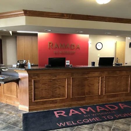 Ramada By Wyndham Ponoka-3