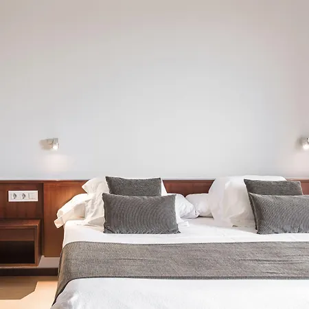 Hotel Emporda-2