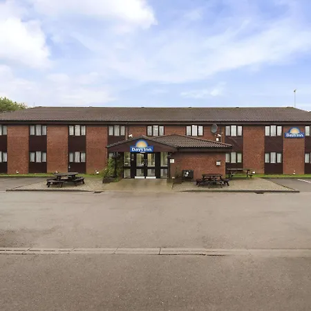 Days Inn Bridgend Cardiff-2