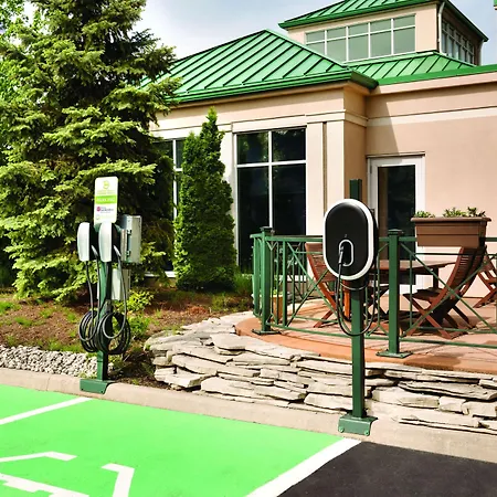 Hilton Garden Inn Niagara-On-The-Lake-3
