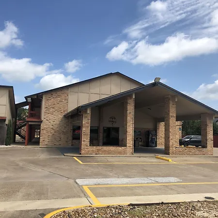 Quality Inn Madisonville-3