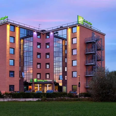 Holiday Inn Express Reggio Emilia By Ihg-3
