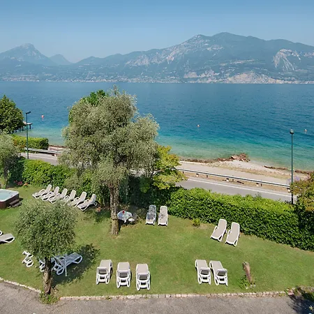 Hotel Orione - Lake Front Hotel-2