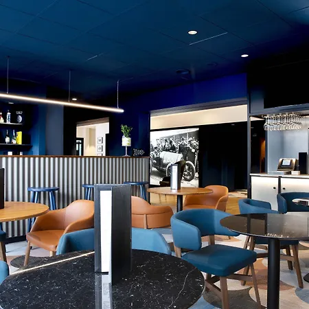 Hotel Le Bugatti-3