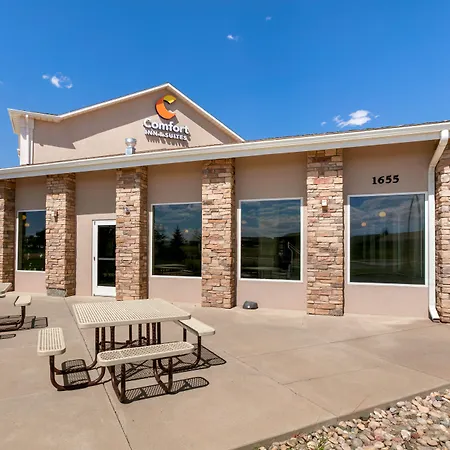 Comfort Inn & Suites Near University Of Wyoming-2