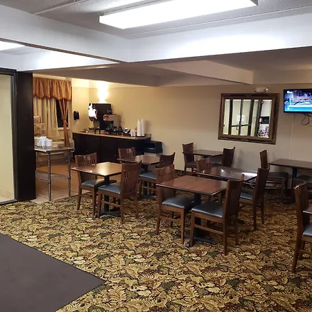 Coratel Inn & Suites By Jasper Mankato-2