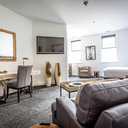 The Delafield Hotel-2