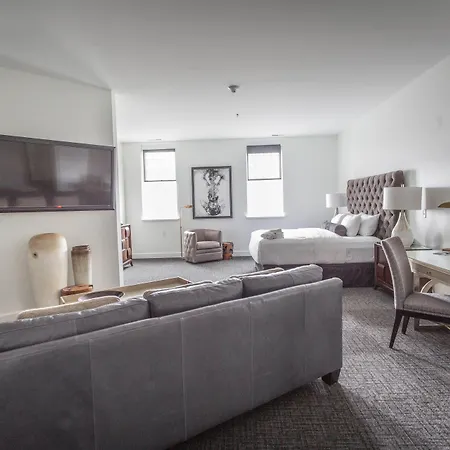 The Delafield Hotel-3