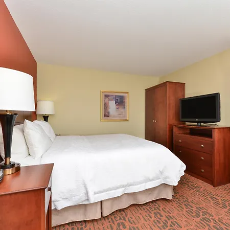 Hampton Inn Keokuk-3