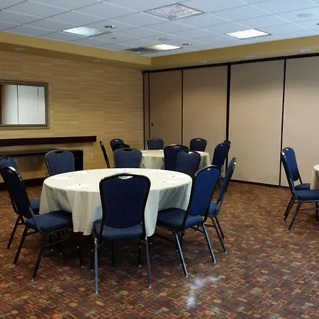 Hampton Inn & Suites - Coors Road-2