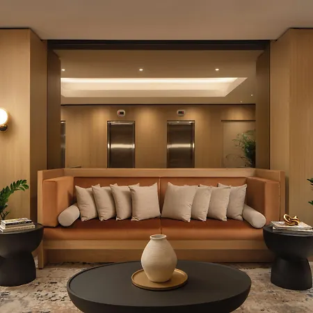 Aura Hotel Times Square-2