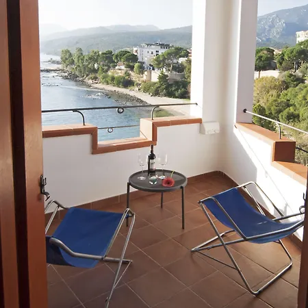 Bue Marino Hotel & Rooftop Bar-2