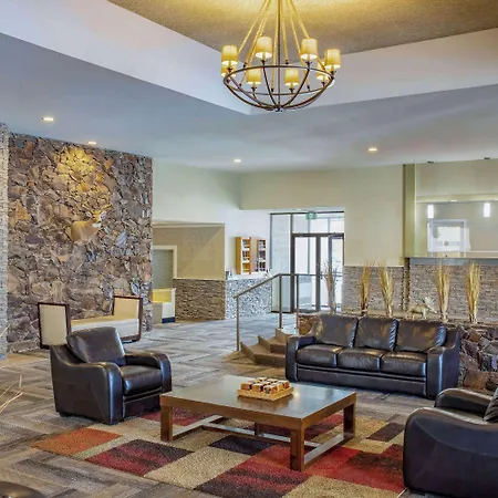 Days Inn By Wyndham Cranbrook Conference Centre-3