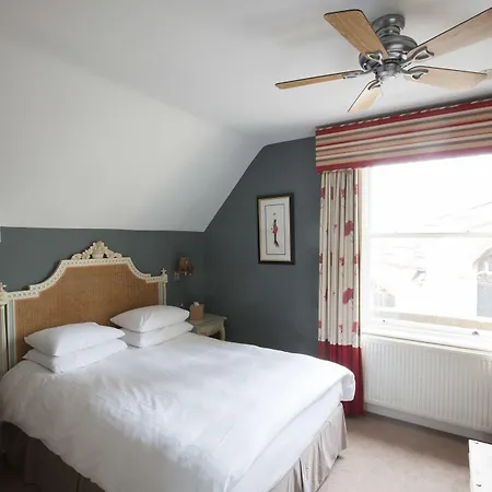 Crown Hotel-3