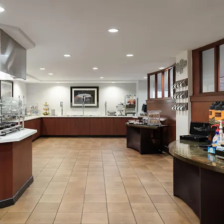 Courtyard By Marriott Wichita At Old Town-2