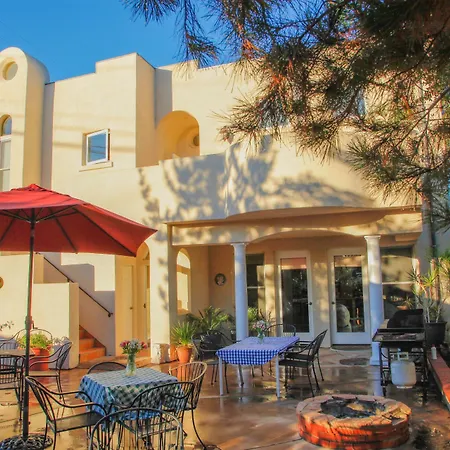 Santa Paula Inn-3