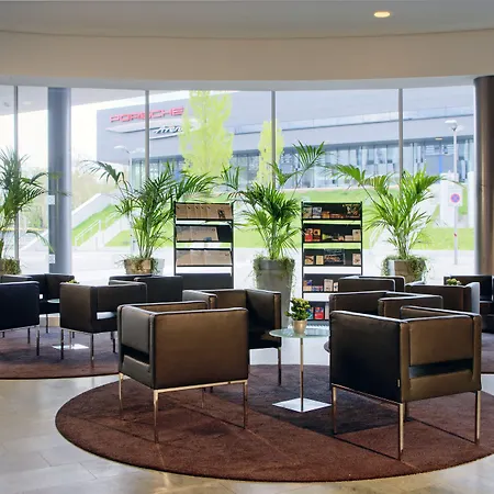 Hilton Garden Inn Stuttgart Neckarpark-2
