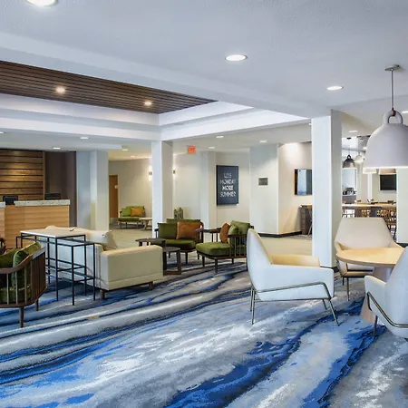 Fairfield Inn & Suites By Marriott Kelowna-2