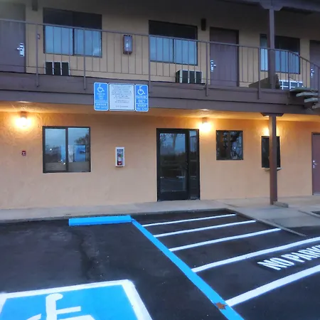 Best Economy Inn & Suites-2