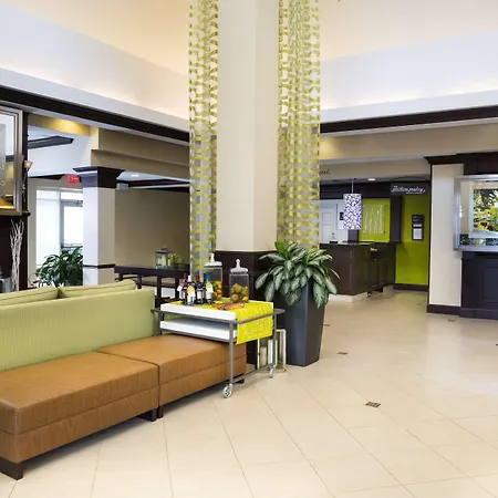 Hilton Garden Inn Hampton Coliseum Central-2