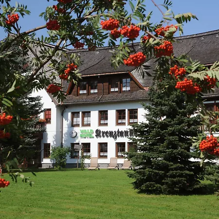 Waldhotel Kreuztanne-3