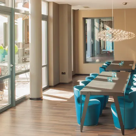 Motel One Stuttgart-2
