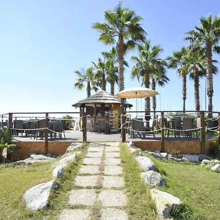 Aregai Marina Hotel & Residence-3