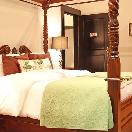 The Riverside Inn-2