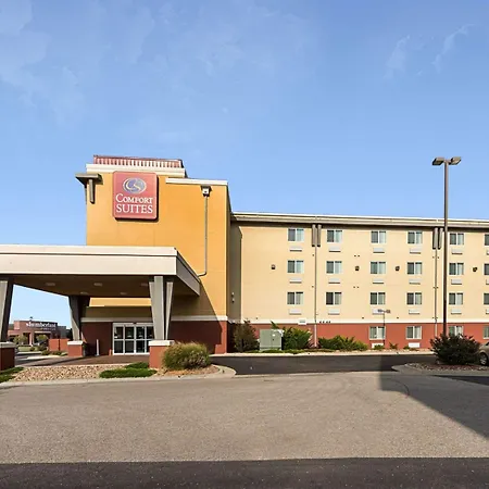Comfort Suites Airport-3