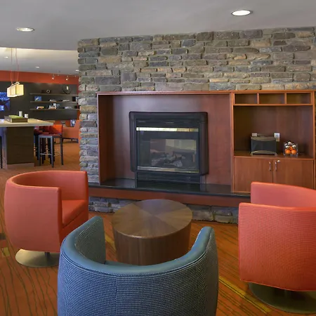 Courtyard By Marriott Paramus-2