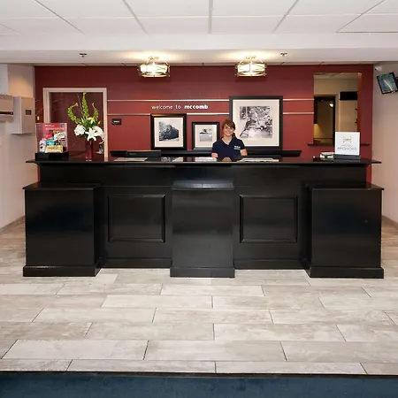 Hampton Inn & Suites Mccomb-3