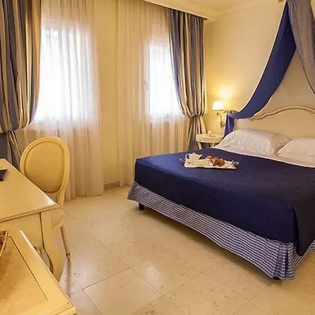 Palace Hotel Vieste-3
