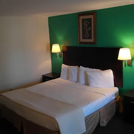 Crystal Inn Eatontown-2