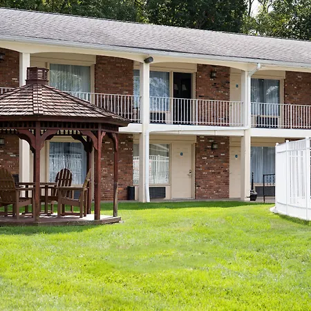 Crystal Inn Eatontown-3