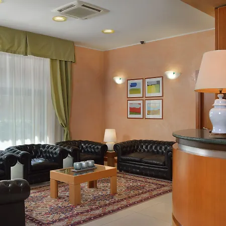 Astor Hotel-3
