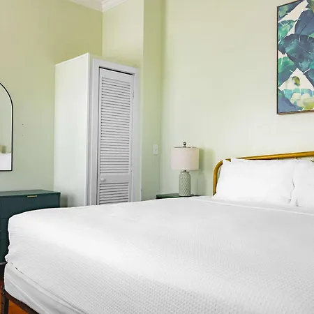 Key Lime Cottage-3
