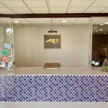 Travelers Inn Elizabeth City-3