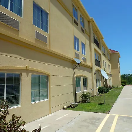 Americas Best Value Inn - Gun Barrel City-2