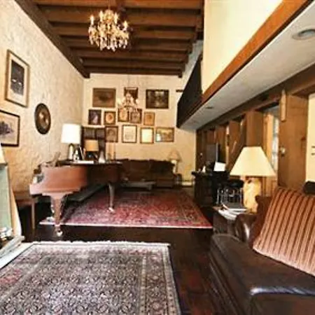 Alpenhof Bed & Breakfast-3