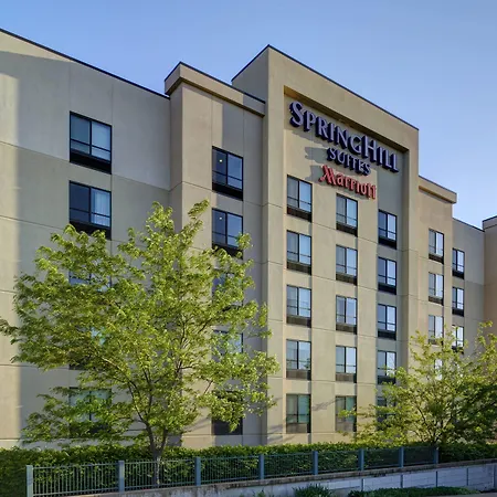 Springhill Suites St. Louis Brentwood-3
