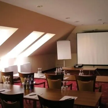 Waldhotel Nachtigall-2