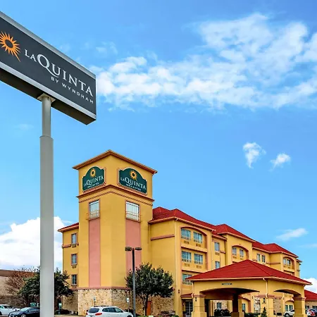 La Quinta By Wyndham Dfw Airport West - Bedford-3